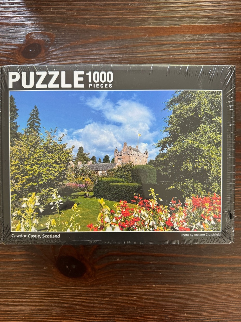 Cawdor Castle Scotland 1000 piece jigsaw puzzle NWT sealed gardens floral